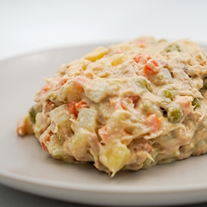 Ensaladilla rusa con atún - Bandeja (1,2 kg aprox.)
